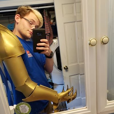 TunelessHalo2's profile picture. 24
he/him
Bi & poly

Some call me Spahtan others not so much.