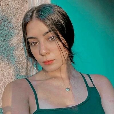 __sabinahidalgo's profile picture. sabina is the revolution | she-r