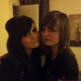 bethlyon8's profile picture. 