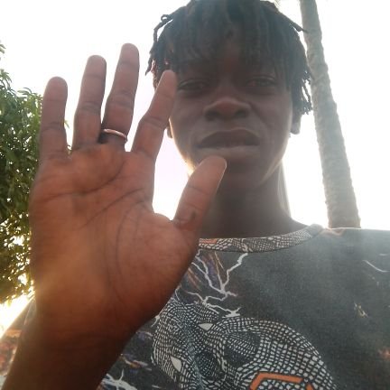 MikeMendy8's profile picture. hello guys I thanks you all my family and friends I believe in God and the lord Jesus Christ 🙏