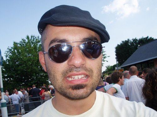 redcloud1866's profile picture. From Guatemala now in Oz. I'm into positive social change, riding my bike...everywhere, travelling, docos and learning...everything has a solution. Just tinker