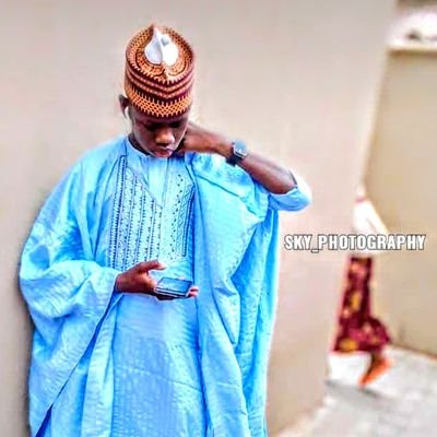 #Allah first
#Mom & Dad pet🥰
#Choculate lover🍫
#Computer professional 💻🖥️
#Gombe state