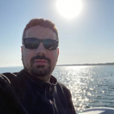 emrah2010_'s profile picture. 