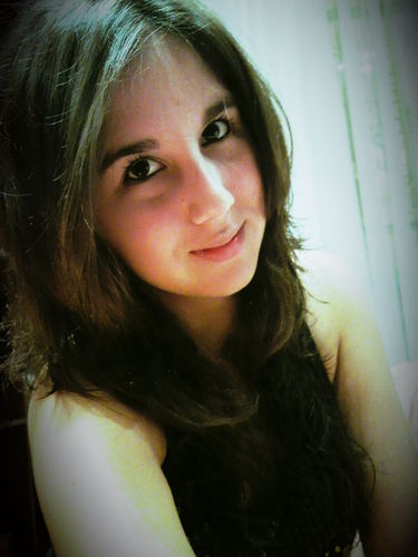 Belezαα nαcionαl, estilo pαtricinhα, gαrotα sαngue boom, Compliicαdα e Perfeeitiinhα ! ;D
não gostou ? não nasci pra te agradar