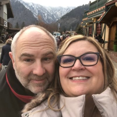 DfineGravity's profile picture. ⚡️Family is Everything 👨‍👩‍👧‍👦 ⚡️🌈 ⚡️Our planet and the creatures on it need help 🌎 🆘⚡️My body My Choice⚡️BLM #resist