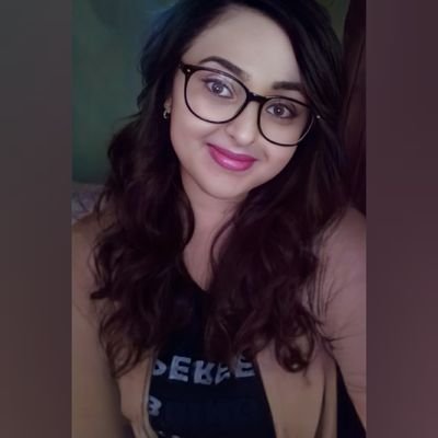 Lauribarz's profile picture. verde más allá