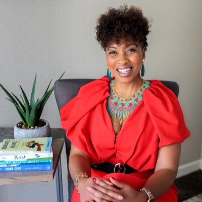 The Professional Sleep Strategist. I help overwhelmed, sleep deprived leaders decrease stress and increase sleep. Speaker, Author, LPC-S ig: lbspeaks_