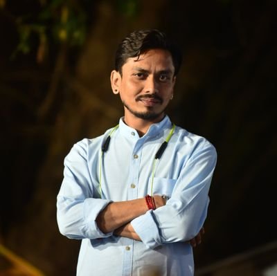 একদিন দেখা হবে
চেনা শহরে চেনা রাস্তায়
       💔💔💔