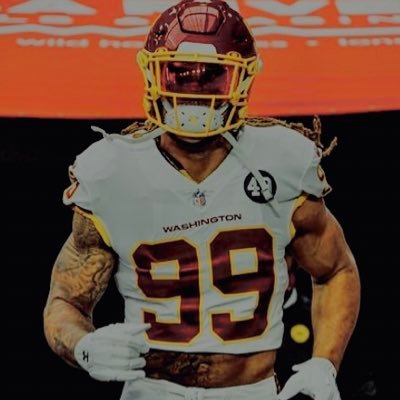 Washington Football Team fan from Chicago #HTTR Most of my tweets are bitching during the games