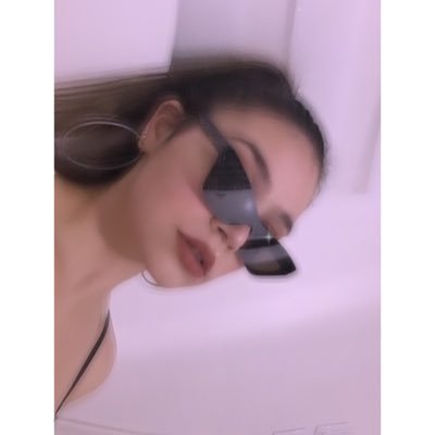 👀