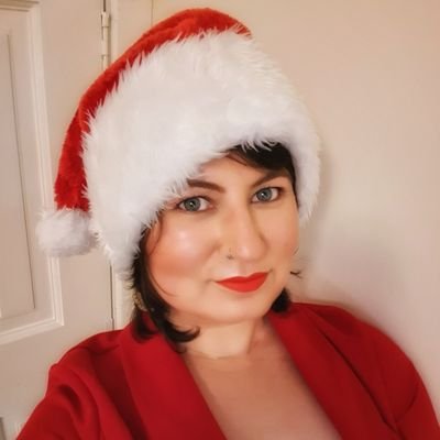 Tayanita_'s profile picture. I am mostly (peace✌️ , love❤️ and light💫) and a little (go f*#k yourself💢)