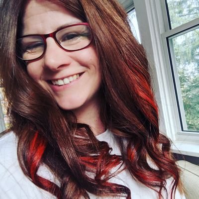 carlahcooper's profile picture. Mother, wife, health guru, meditation practitioner and exercise enthusiast. 🍕🙏❤️
CEO of Overthinking