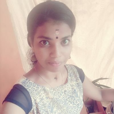 SupriyaAshok13's profile picture. അനുഭവങ്ങളുടെ സർവകലാശാലയിൽ നിന്നാണ് പല പരീക്ഷകളും പാസായത്,,😁😊