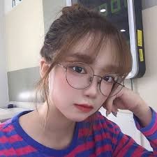 naniwa_joshi's profile picture. 天然保育士のつぶやき❤
生息地：大阪なんば
メガネ女子(*´з`)💛