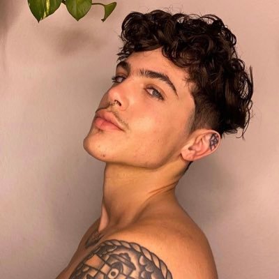 maelrpgx's profile picture. ᴛᴡ : ᴘʏʀᴏᴍᴀɴɪᴇ.