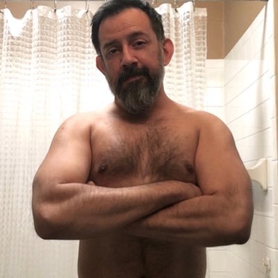 #Poz #daddy #pig into #bb #intergenerational #GYO sex, porn. 100% amateur daddies and boys 18+, no escorts or models, just my real hookups and FANTASIES. #bbbh