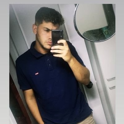 Apasionado del deporte, del Granada cf
Estudiante de ade y derecho en la ugr(melilla)🇪🇦
NNGG Granada