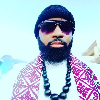 Born Akaprio Pillay,Rapper,Poet,Songwriter, Producer,Musician. for bookings www.akapriom@gmail.com or 0846340938