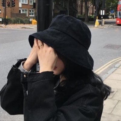 bztrflies's profile picture. kalo ada kepentingan dm aja. aku bakalan login sesekali