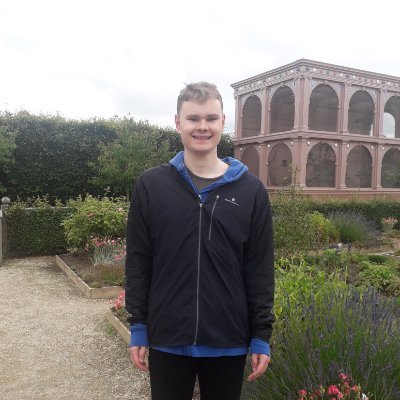 Athlete Leadership Development Officer @SOGreatBritain Tennis player, Coach @TennisTeacherUK Casual Coach @NWLHealth Event Assistant @hinckandbos_bc