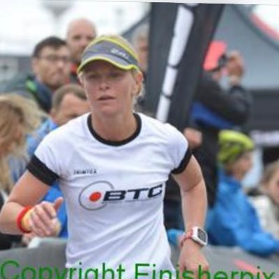 Physiotherapist spes in Manipulative therapy who loves triathlon as well as sports outdoors and indoors and of course wine🥰