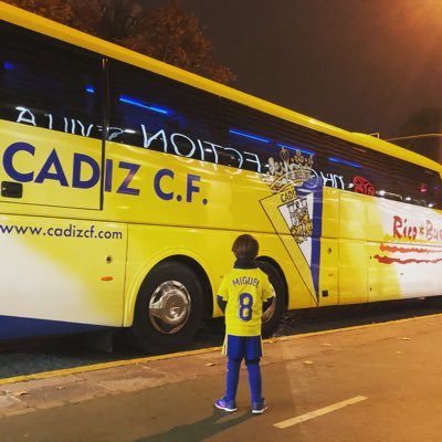 Gaditano y cadista (socio 322) viviendo en Sevilla. LLNSN