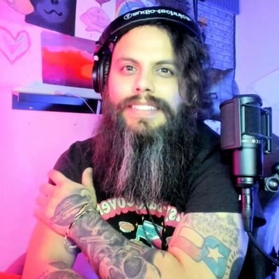 thebeardedGAMR Profile Picture