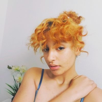 Anaisheat's profile picture. #artsoundtravel #designfashionmoney #foodsleeppractice #lifelovepurpose