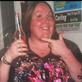 debz2323's profile picture. 