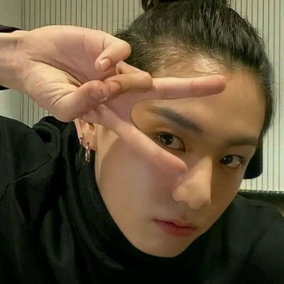 ilysbbts's profile picture. @BTS_twt ♡