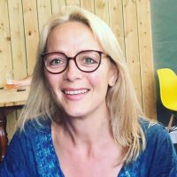 Tina Alderson - @EmojisinEnglish Twitter Profile Photo