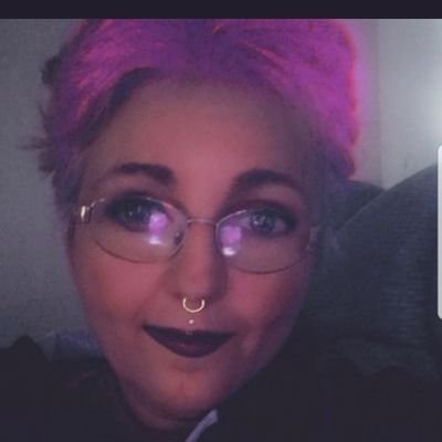52 yrs old mom to 3 amazing kids,28,23 and 17 years old and happily married to my husband 30yrs
