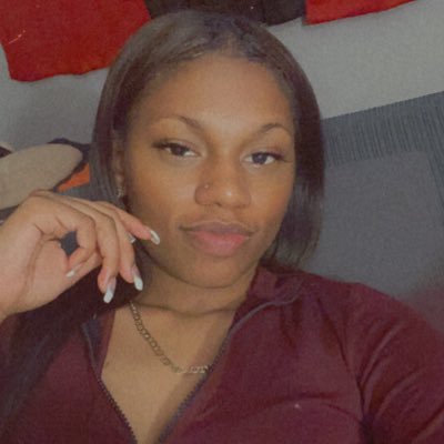 Mother of 2 👩👧👧 27 , Libra ♎️ IG:prettythang_24 snapchat:cdebnam95