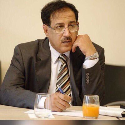 لواء مهندس ركن دكتور (متقاعد) ماجستير هندسة الكترونية واتصالات دكتوراه في الاستراتيجية والأمن القومي مهتم بالتقنية – الدراسات الاستراتيجية – الشعر والأدب