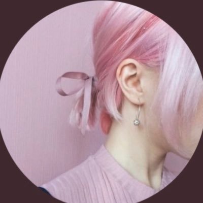 wistfulloving's profile picture. •• ❀ just trying to make it through ❀ ••