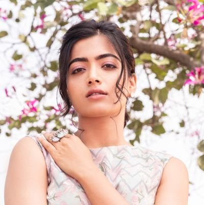 Fan of Irreplaceable @iamRashmika ❤️ Got first like on 27th Sept., 2020 🙈 #Roshians 💕