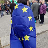 🐟🇪🇺Charlotte * Remainer #RejointheEU💙 #fBPE (@charlyf_81) 's Twitter Profile