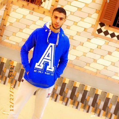 لم أخلق مثاليا لكن الفضل كل الفضل والحمد والشكر لله 🥰💟 أني لم أخلق زمالكاويا 👌👌 مابين الدم والوريد 💉💉 حب للأهلي🦅😍 وعشق دائم للمرينجي 👑 مدريد 🥇🏆⚽️