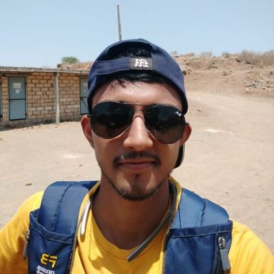 ayu_sagatiya's profile picture. Loitering Around Without Any Reason :)