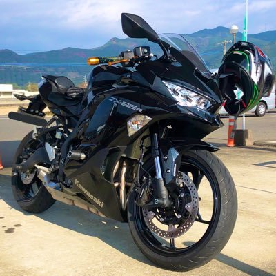 86→ZX25R/写真/ポトレ/80D/航空祭/ 大切な人→@chivi_yuki 同じ屋根の下   バイク垢 @sy98mmm