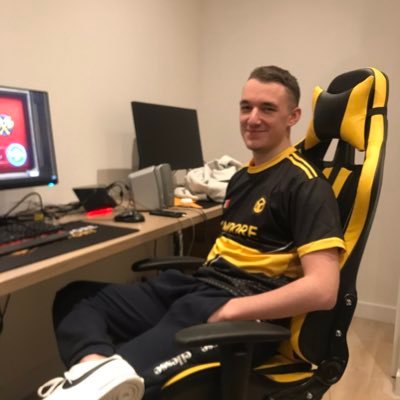 Ex Professional Hearthstone Player

Streamer Affilié Twitch