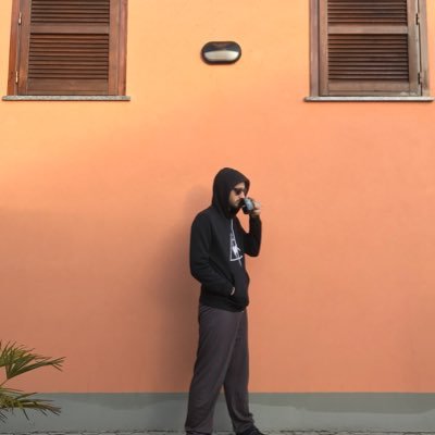 sento ma non ascolto🦦