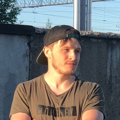 Работаю backend-разработчиком, интересуюсь DevOps.
Иногда делаю техно в Ableton, катаюсь на велике.