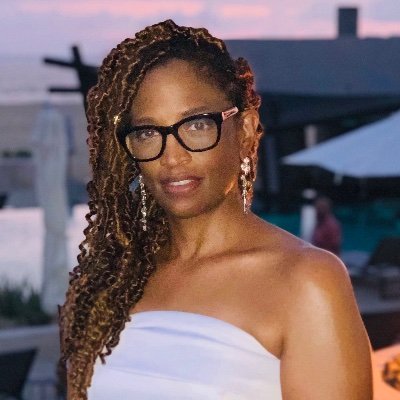 pearlworship's profile picture. I do a lot of things!

I’m a CREATIVE!