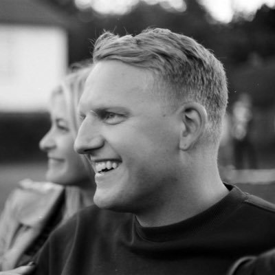 RaitisNarme's profile picture. Apdrošināšanas brokeris, Porsche entuziasts.