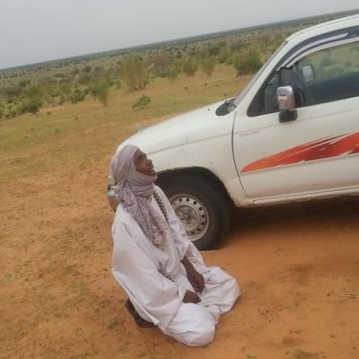 أنا لست ممن يهوى الجدال ،رأيك صائب بقوانينك ،رأيي الاصح بقوانيني ،لدينا أذنان خلقت لتسمع الجميع ولا تستقبل إلا ما تهوى ،و أنا لا أهوى الجميع ولا أؤمن إلى بعقلي