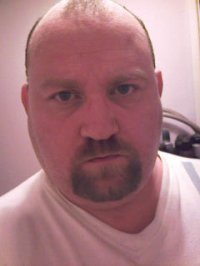 Thermonuked's profile picture. living proof that all the things people say are bad for you, are worse when u stop! huge music fan and movie buff, tv, pc and caffiene addict :)