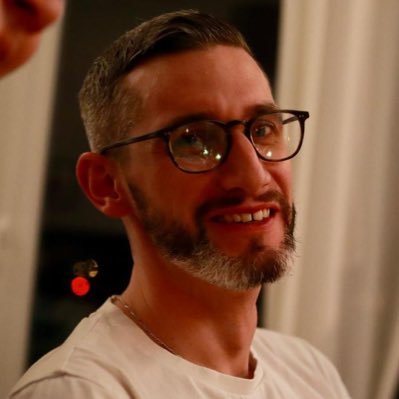 LeNeibaf's profile picture. Expert comptable / Conseil financier e-sport & streaming / Gamer & Geek