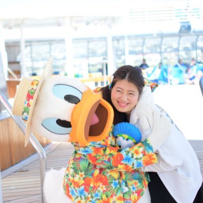役者兼薬剤師 ディズニー/カメラ/ドナルド/旅行/海外/観劇/ 自由に楽しく/楽してなんぼ お返事気まぐれ/役者やります/被写体なります/カメラマンやります/制作、スタッフやります/どれもお気軽にご依頼ください/1日1枚自分の写真投稿/フォロバは関係者のみですごめんなさい お仕事はDMまで よろしくお願い致します！