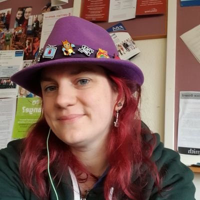 Loves ttrpgs and LARPing, she/her, crafter, animals, purple, green, is a dice dragon and geekdum is life 😃